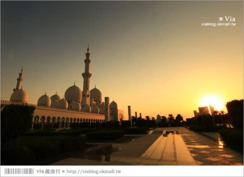 【阿布達比旅遊】謝赫扎耶德大清真寺(Sheikh Zayed Grand Mosque)～超美！世界造價最高的清真寺