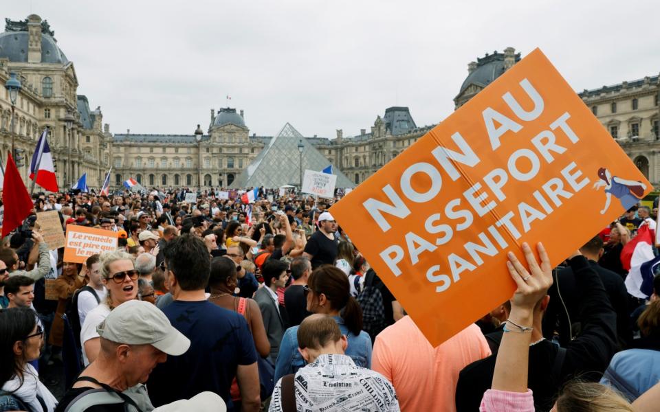 paris - PASCAL ROSSIGNOL/REUTERS