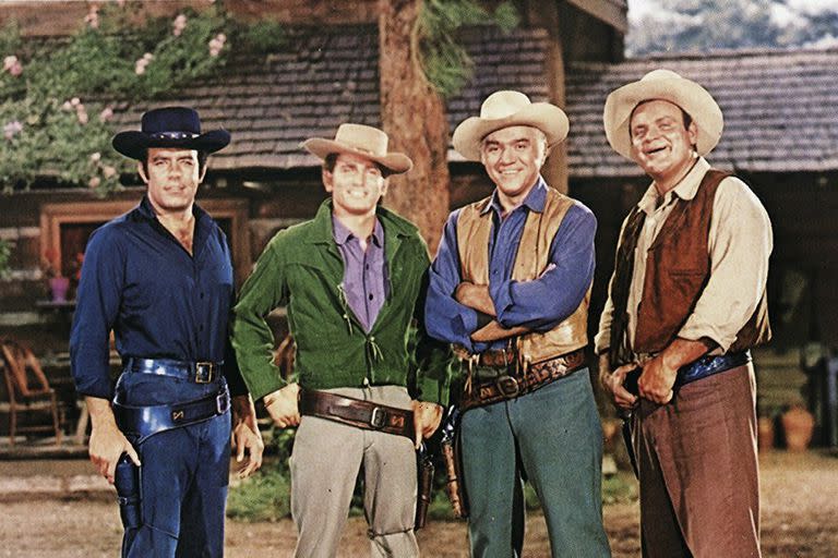 Pernell Roberts, Michael Landon, Lorne Greene y Dan Blocker