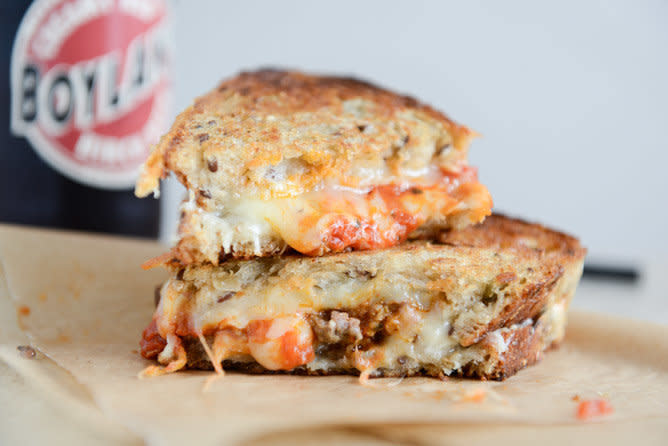 <strong>Get the <a href="http://www.howsweeteats.com/2014/02/spicy-mini-meatball-grilled-cheese/" target="_blank">Spicy Mini Meatball Grilled Cheese recipe</a> from How Sweet It Is</strong>