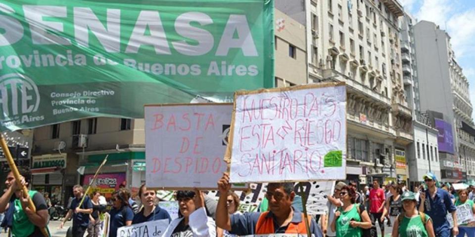 ATE dispuso un paro en el SENASA desde la cero de este lunes, en el marco de su plan de lucha. El martes los gremios marchan al Congreso