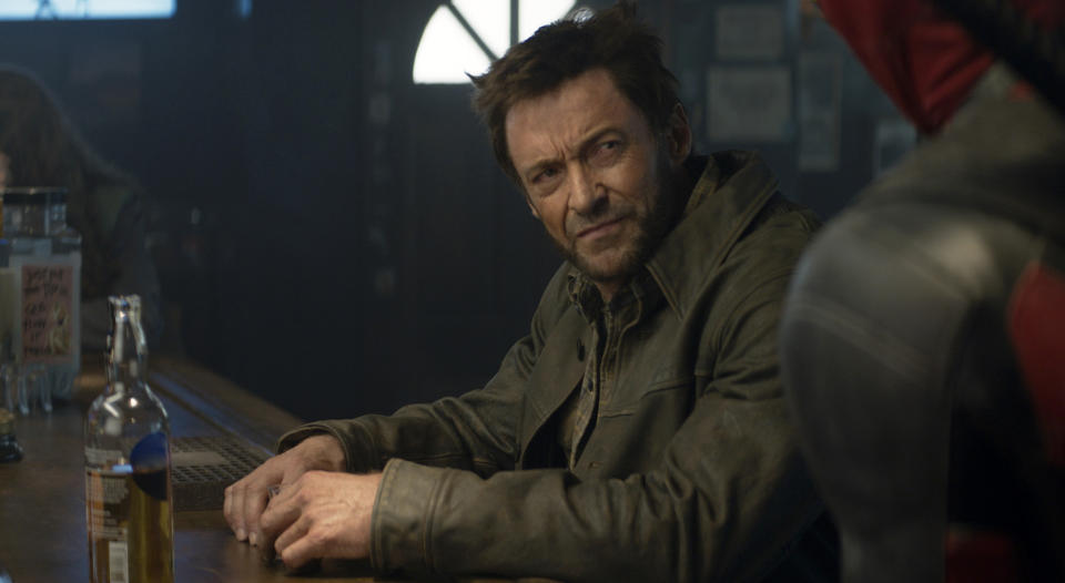 En esta imagen proporcionada por 20th Century Studios/Marvel Studios, Hugh Jackman como Wolverine/Logan en una escena de "Deadpool & Wolverine". (20th Century Studios/Marvel Studios via AP)