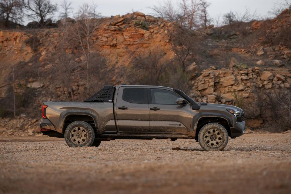 2024 toyota tacoma hybrid