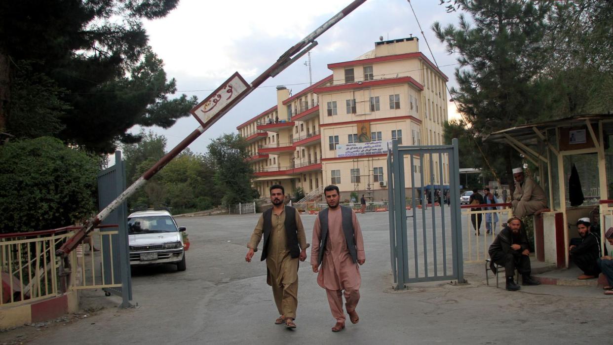 Krankenhaus in Kabul. Weil nach der Machtübernahme durch die Taliban Hilfsgelder gestoppt wurden, haben Tausende Gesundheitseinrichtungen laut der WHO kein Geld mehr für Material oder die Bezahlung der Mitarbeiter.