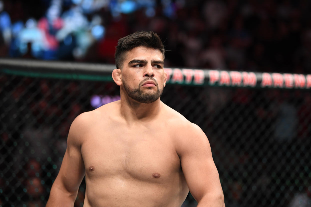 ATLANTA, GA - APRIL 13:  Kelvin Gastelum stands in his corner prior to facing Israel Adesanya in their interim middleweight championship bout during the UFC 236 event at State Farm Arena on April 13, 2019 in Atlanta, Georgia. (Photo by Josh Hedges/Zuffa LLC/Zuffa LLC via Getty Images)