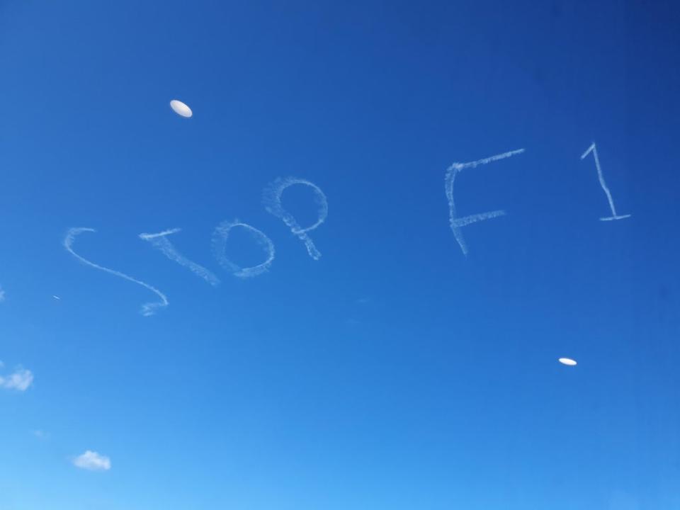 Social media was understandably confused about the location of the sky writing. Source: Reddit