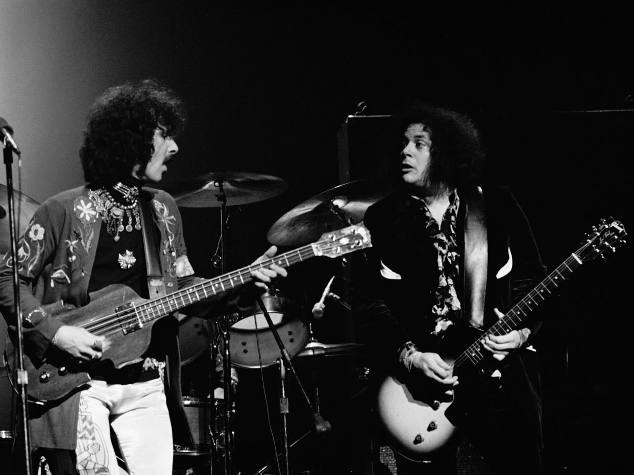 Mountain perform in New York in 1971. Pictured: Felix Pappalardi (left) and Leslie West (right) (Getty Images)