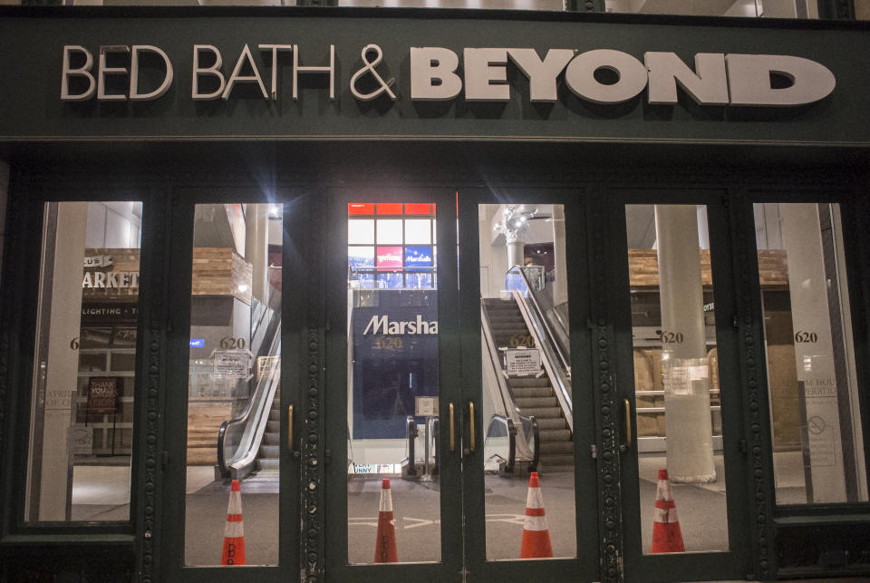 NEW YORK, NY - Marh 25:  MANDATORY CREDIT Bill Tompkins/Getty Images  Bed Bath &amp; Beyond store closure due to the coronavirus COVID-19 pandemic  on March 25, 2020 in New York City. (Photo by Bill Tompkins/Getty Images)