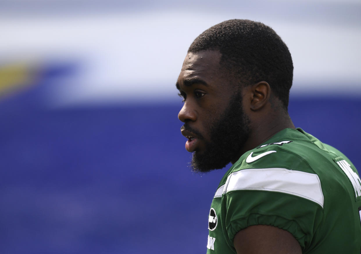 Denzel Mims #11 of the New York Jets warms up before the game against the Los Angeles Rams at SoFi Stadium on December 20, 2020 in Inglewood, California. (Photo by Harry How/Getty Images)