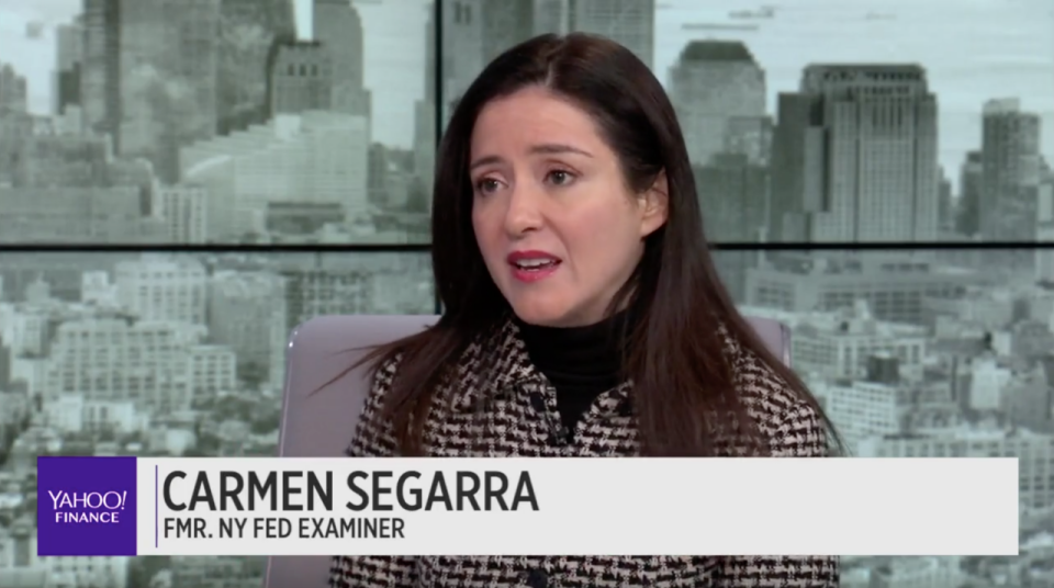 Carmen Segarra, exauditora de Goldman Sachs y autora del libro “Inconformista: Un denunciante solitario desenmascara a los gigantes de Wall Street”, habla sobre su trabajo en The Final Round. (Foto: Yahoo Finance).