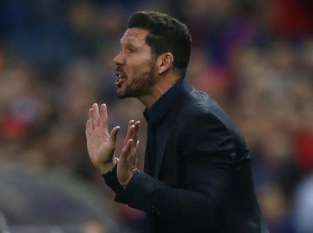 Football Soccer - Atletico Madrid v Bayern Munich - UEFA Champions League Semi Final First Leg - Vicente Calderon Stadium - 27/4/16. Atletico Madrid coach Diego Simeone. Reuters/Michael Dalder/Livepic