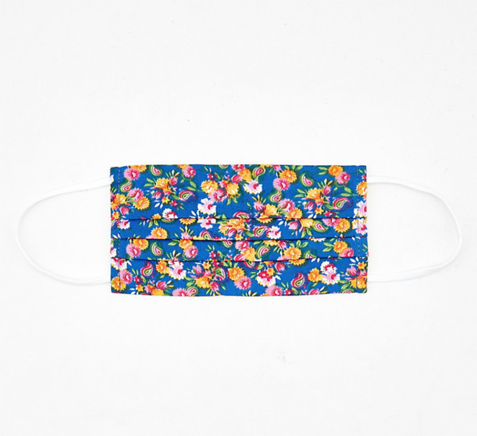 Floral Print Reusable Face Mask. Image via Le Château.