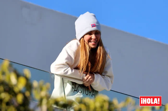 Shakira en su balcón 