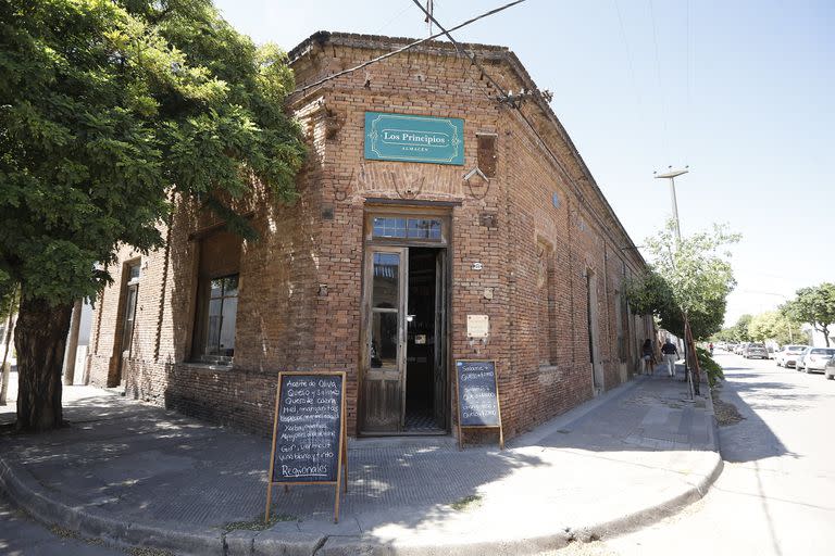 pulpería; los principios; San antonio de Areco; sociedad; almacén de campo