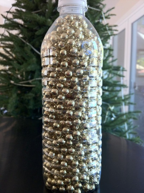 Keep Garland in Water Bottles