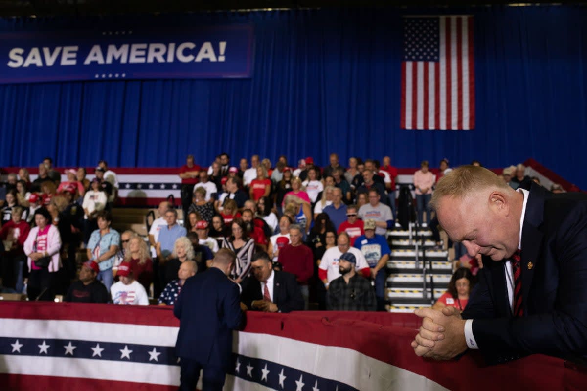 Matt Maddock at a 2022 Trump rally (Getty Images)