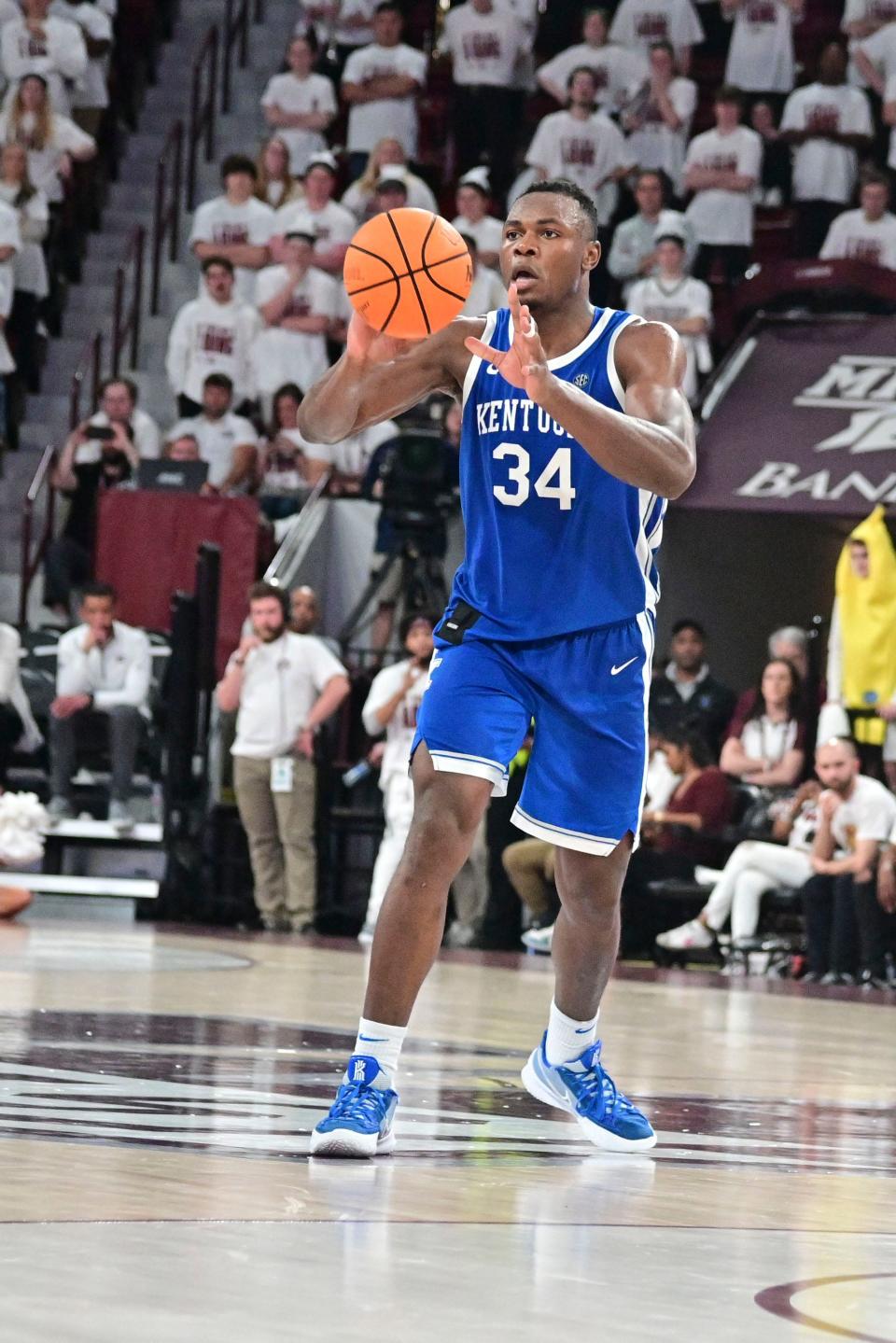 Feb 15, 2023; Starkville, Mississippi, USA; Kentucky Wildcats forward Oscar Tshiebwe (34) handles the ball against the Mississippi State Bulldogs during the second half  at Humphrey Coliseum. Mandatory Credit: Matt Bush-USA TODAY Sports