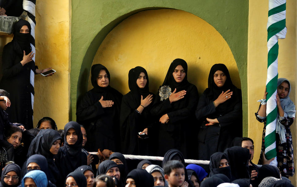 <p>Shi’ite Muslim women mourn during a Muharram procession to mark Ashura, in Mumbai, India, September 21, 2018. REUTERS/Francis Mascarenhas </p>