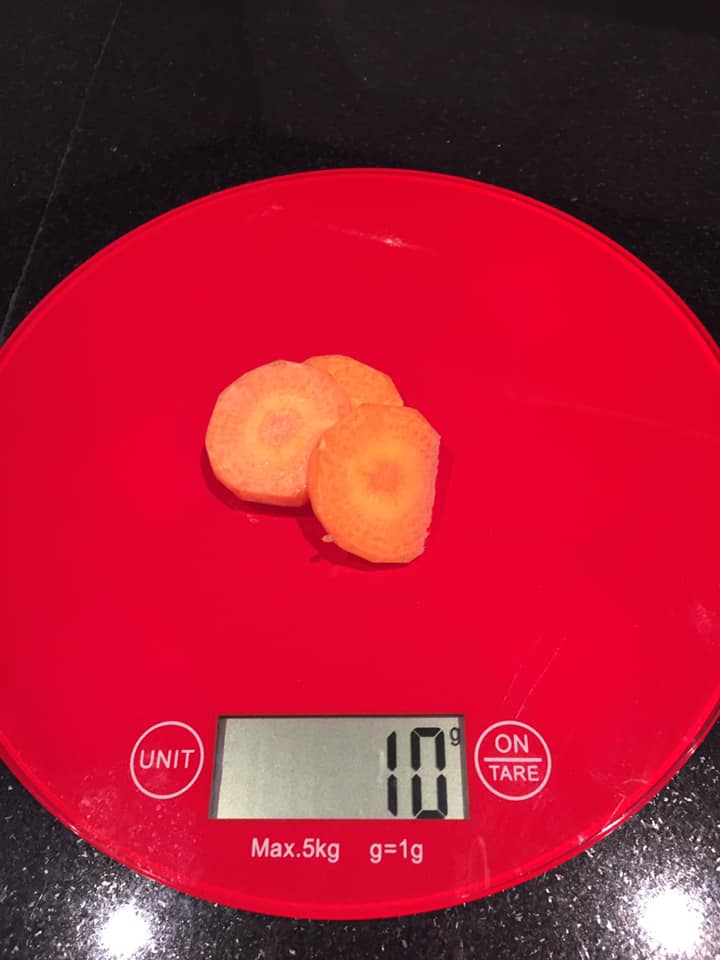 According to the sleuth shopper's calculations this is the total amount of carrots in an entire cake. Photo: Facebook/ Woolworths