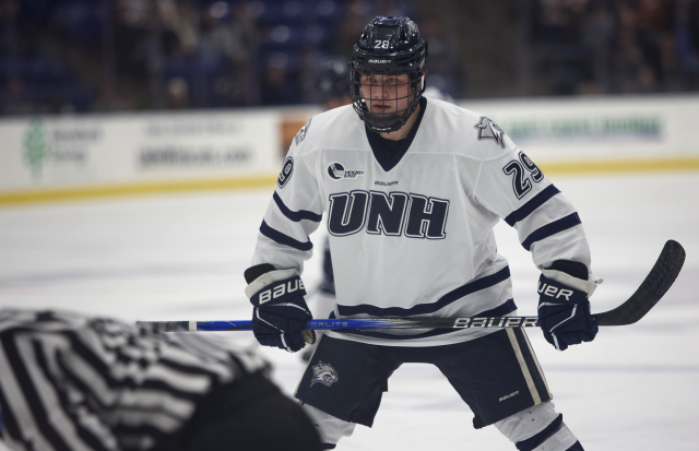 UNB men's hockey team posts 1st perfect 30-0 regular season in U Sports  history