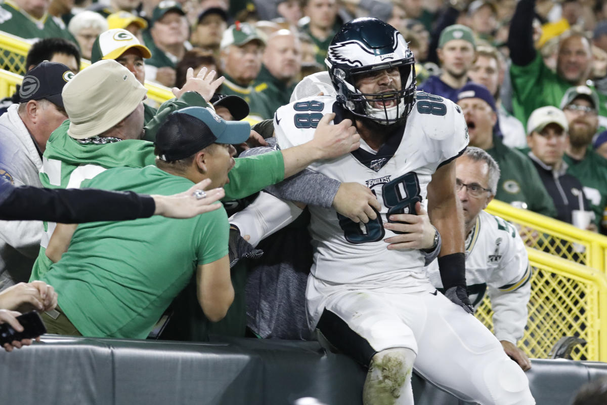 Dallas Goedert says Eagles fans are trying to get him to change