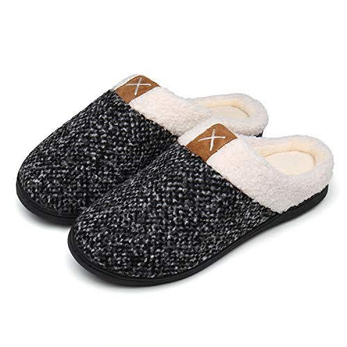 4) Memory Foam Slippers