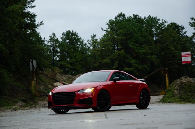 Video Review: The New Audi TT Still a Fun Dash Down the Road - The New York  Times