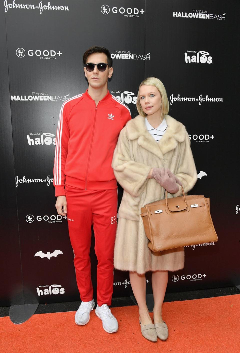 couples halloween costumes chas and margot from 'the royal tenenbaums'