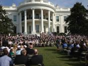 #Olympics event at White House. Paralympians in front of podium - <a href="https://twitter.com/OKnox" rel="nofollow noopener" target="_blank" data-ylk="slk:@OKnox;elm:context_link;itc:0;sec:content-canvas" class="link ">@OKnox</a>, via Twitter