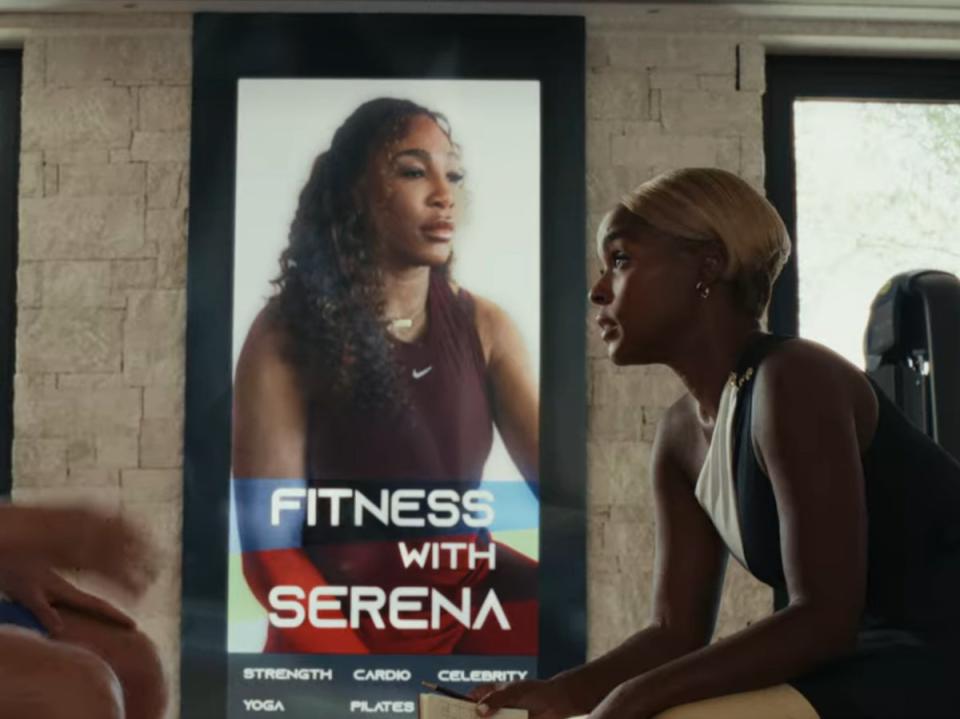 Serena Williams und Janelle Monae in „Glass Onion“ (Netflix)