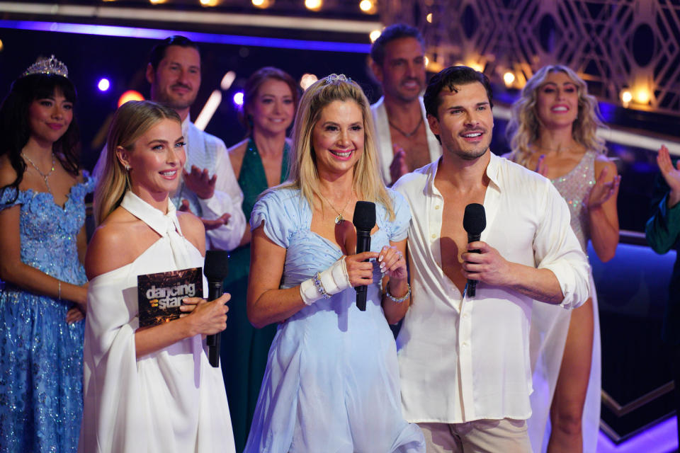 Mira Sorvino and Gleb Savchenko during the Oct. 24 episode of 