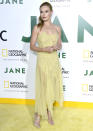 <p>Der Sommer feiert seinen Abgesang, und damit auch die Sommer-Trendfarbe Gelb. Diese Woche verabschiedeten sich auf dem Red Carpet gleich zwei Stars von der aktuellen Fashionista-Lieblingsfarbe: Kate Bosworth erschien zur „Jane“-Premiere in Hollywood in diesem hauchzarten Pastellkleid von Preen, süß kombiniert mit straßbesetzten „Harmonys“ von Giuseppe Zanotti, und … (10. Oktober 2017, Bild: AP) </p>