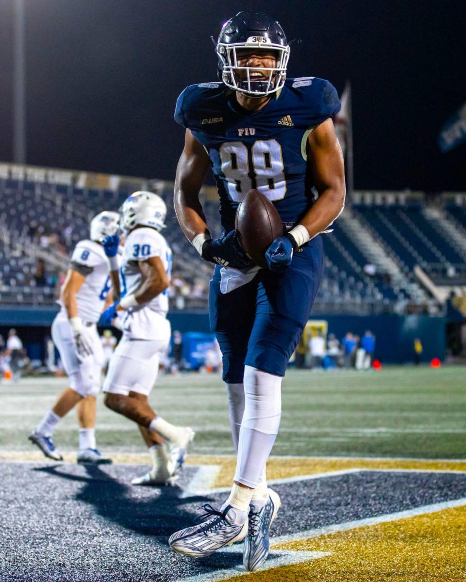 Florida International University tight end Josiah Miamen (88) reacts after scoring a touchdown during the second half of an NCAA Conference USA football game against Middle Tennessee at Riccardo Silva Stadium in Miami, Florida, on Saturday, November 26, 2022. D.A. Varela/dvarela@miamiherald.com