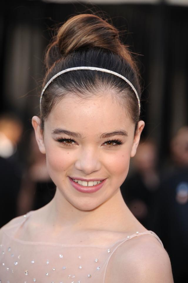 hailee steinfeld no makeup