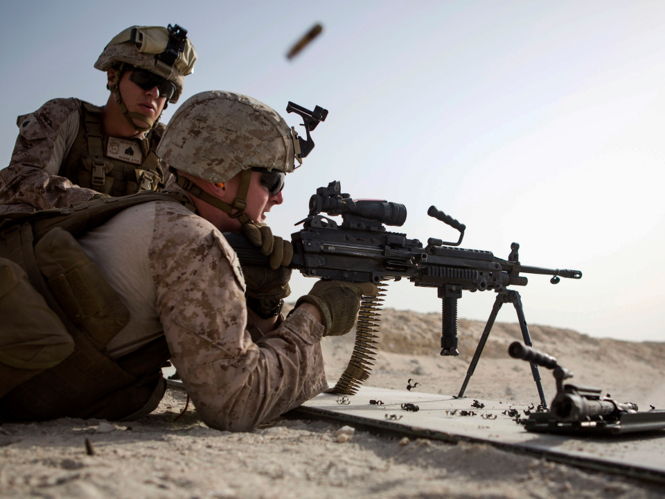 us marines firing shooting