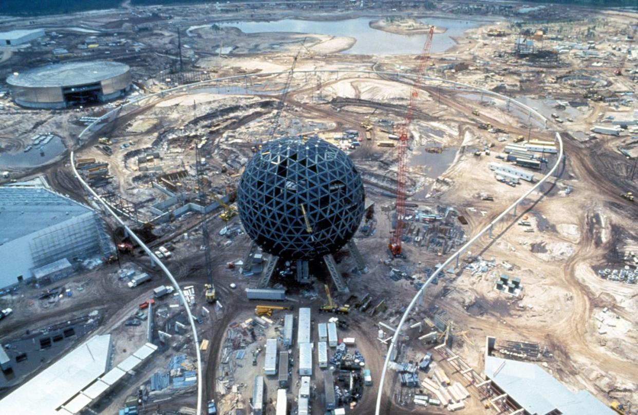 The Epcot theme park that was eventually built diverged from Walt Disney's plans for his 'community of tomorrow.' <a href="https://www.gettyimages.com/detail/news-photo/walt-disney-celebrates-the-25-years-in-united-states-in-news-photo/110135192?adppopup=true" rel="nofollow noopener" target="_blank" data-ylk="slk:Chip Hires/Gamma-Rapho via Getty Images;elm:context_link;itc:0;sec:content-canvas" class="link ">Chip Hires/Gamma-Rapho via Getty Images</a>