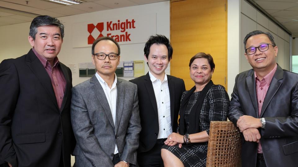 Knight Frank’s group division directors who were previously with ET&Co (from left): Chua, Poh, Chung and Chand, with Tan