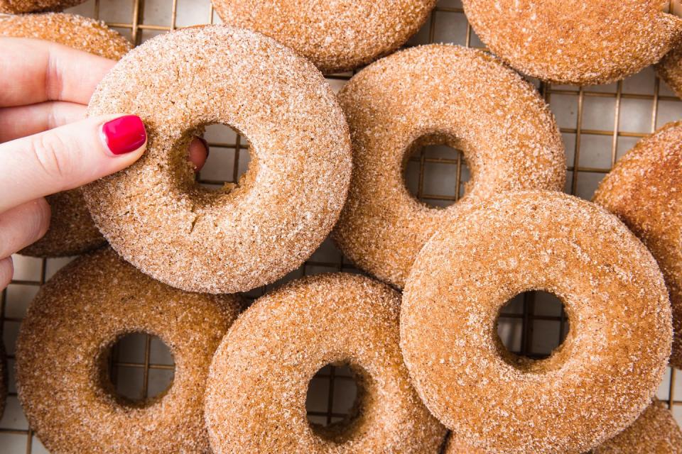 Cinnamon Sugar Vegan Donuts