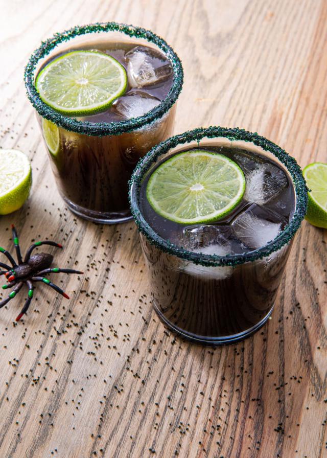 48 Spooky Halloween Cocktails 2023 - Best Halloween Drink Recipes