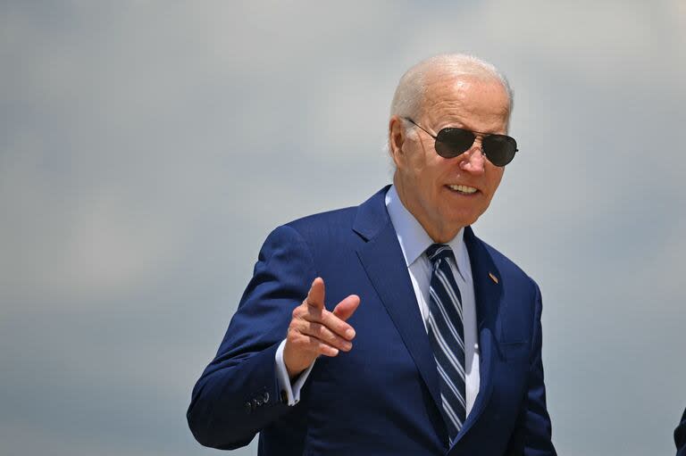 Biden, a punto de subirse al Air Force One para volar hacia Atlanta, donde se realizará el debate