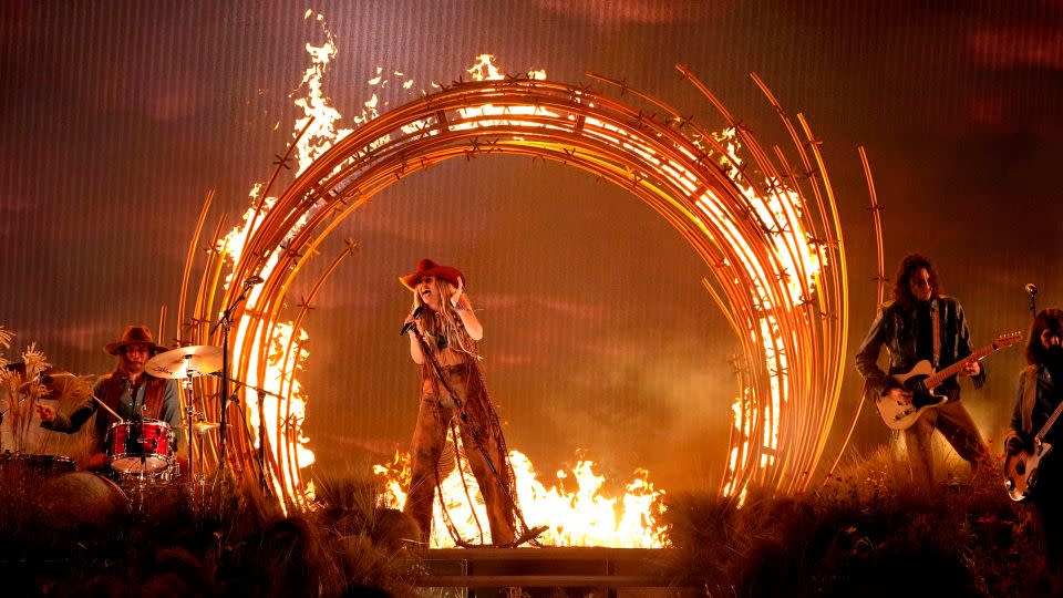 Lainey Wilson performs "Wildflowers and Wild Horses" at Wednesday's CMA Awards. - George Walker IV/Invision/AP