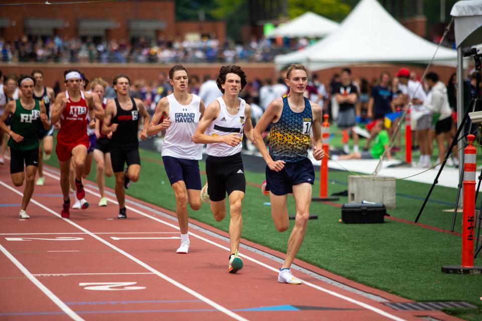 Hartland's Riley Hough leads the pack in the 1,600-meter run in the state Division 1 track and field meet on Saturday, June 4, 2022 at Rockford.