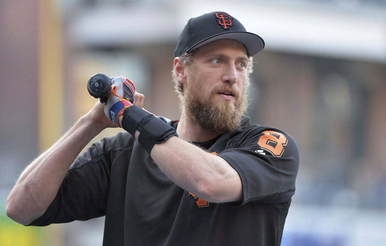 Giants outfielder Hunter Pence helped a Dodgers fan find closure after her father’s death. (AP Photo)