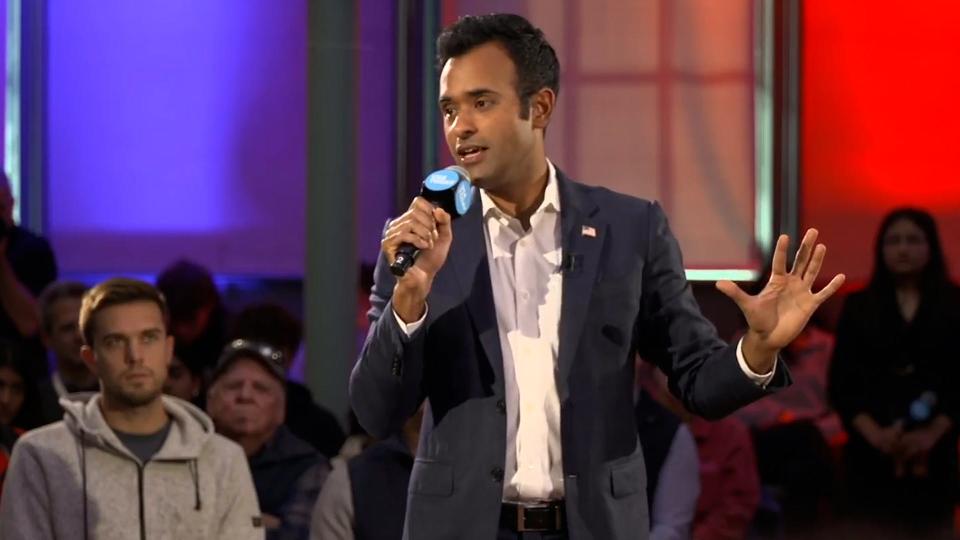 Republican presidential candidate Vivek Ramaswamy addresses his lack of experience to be the next U.S. president during a USA TODAY town hall.