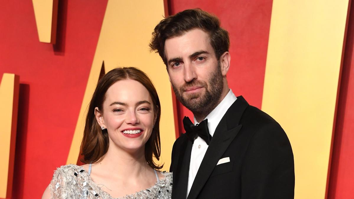 Emma Stone to Star in Untitled Universal Film With Husband Dave McCary ...