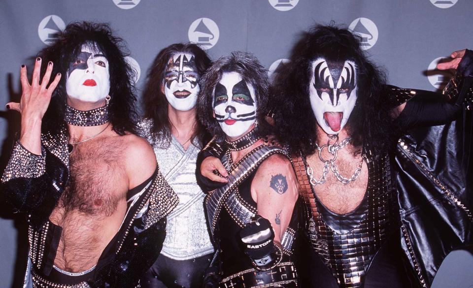 Kiss, 1996