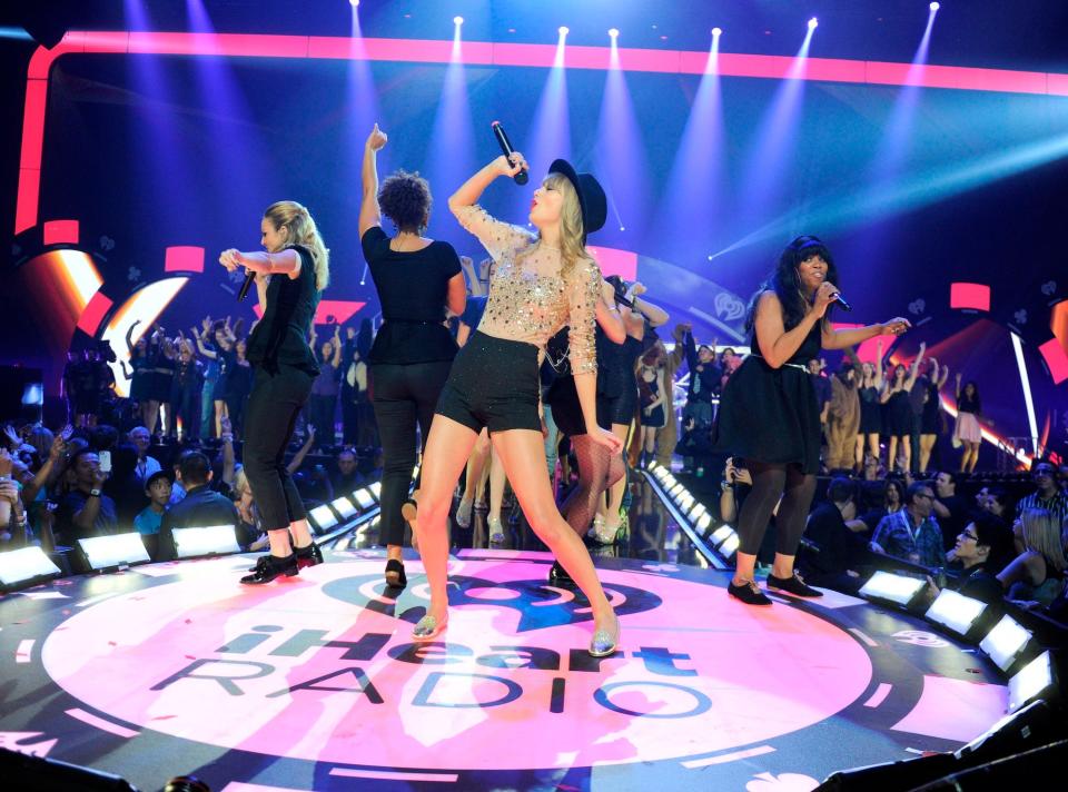 Taylor Swift performs at the iHeartRadio Music Festival in Las Vegas, Nevada, on September 22, 2012.
