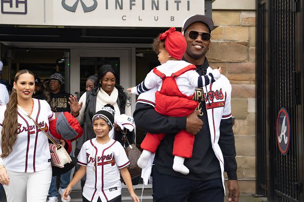 ATLANTA, GA - NOVEMBER 05: Fans cheer for World Series MVP Jorge Soler of the Atlanta Braves as he gets on the buses before their World Series Parade at Truist Park on November 5, 2021 in Atlanta, Georgia. The Atlanta Braves won the World Series in six games against the Houston Astros winning their first championship since 1995. (Photo by Megan Varner/Getty Images)