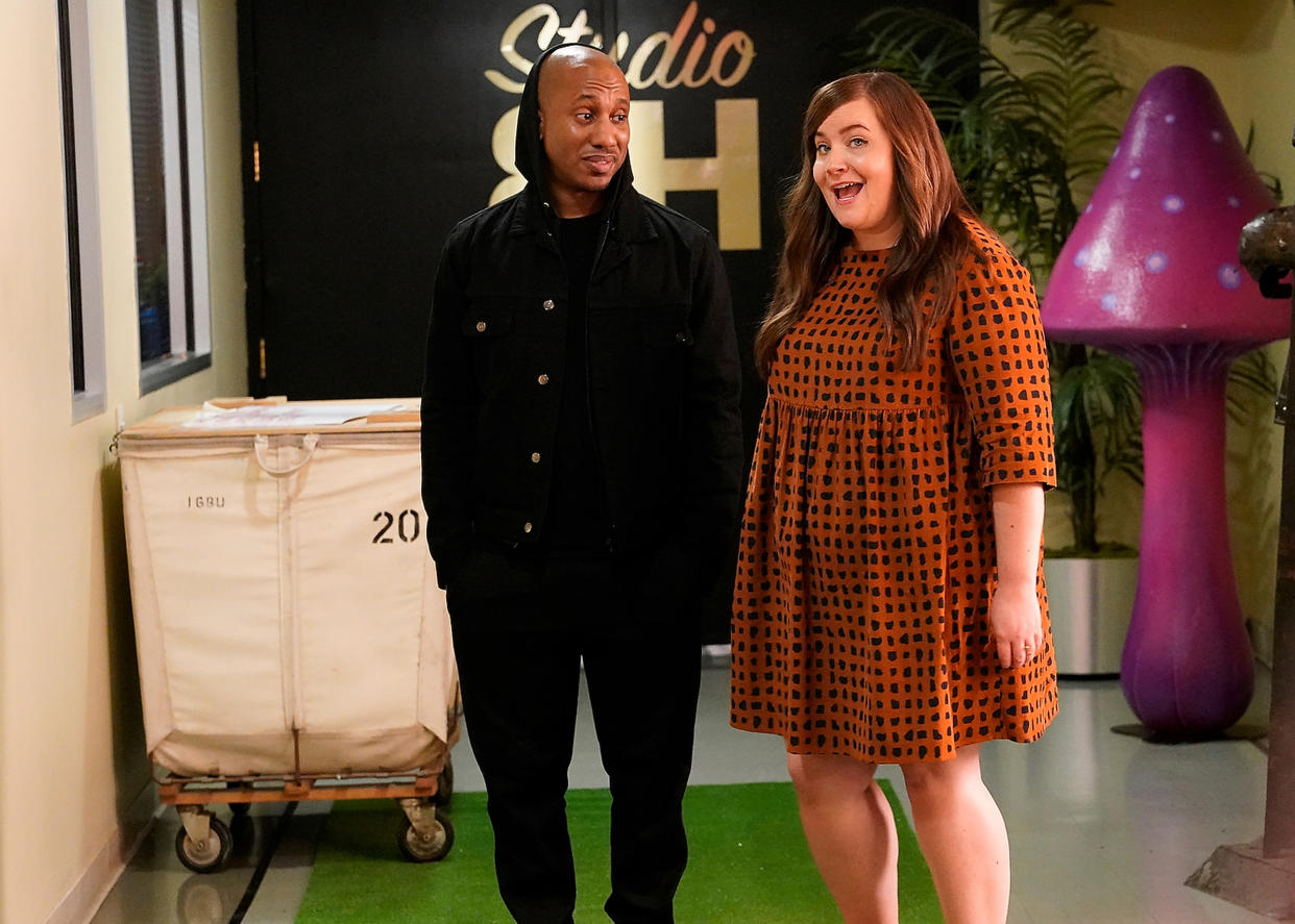 Chris Redd (with co-star Aidy Bryant) poked fun at Musk's tweet. (Photo: Will Heath/NBC/NBCU Photo Bank via Getty Images)