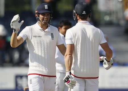 Britain Cricket - England v Sri Lanka - Second Test - Emirates Durham ICG - 30/5/16 England's Nick Compton and Alastair Cook celebrate as they win the series Action Images via Reuters / Jason Cairnduff Livepic